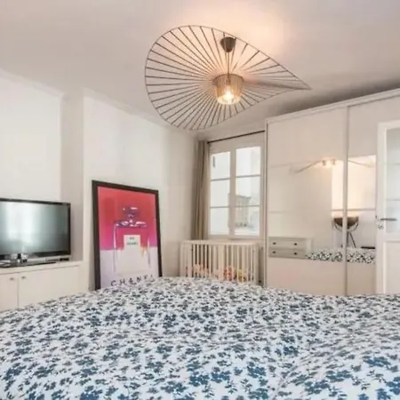 Spacious Flat In Le Marais Appartement Paris
